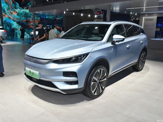 2023 BYD TANG EV 4WD AWD SUV 635KMの電気走行距離と0.5Hの高速充電時間