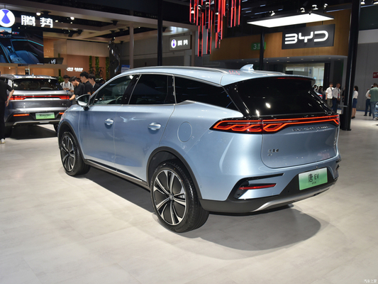 2023 BYD TANG EV 4WD AWD SUV 635KMの電気走行距離と0.5Hの高速充電時間
