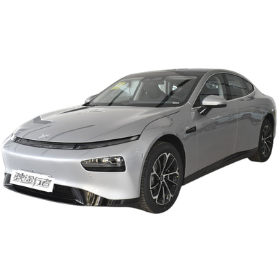 2023 XPeng P7 電動車のパワーを体験する