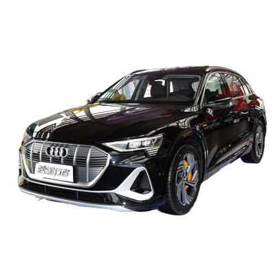 2022年 アウディ・E・トロン パイオニア バージョン 4x4 電動車 465km 純電動走行距離