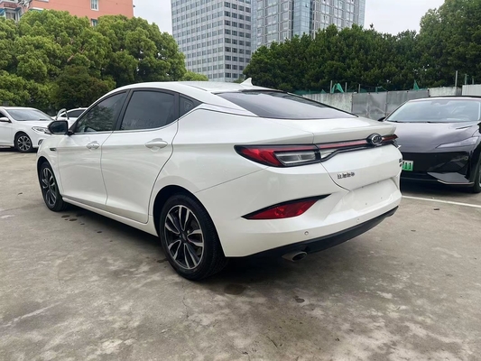 中古 2020 JAC J7 A5 1.5T 2WD 中古車 5ドア 5席 50-80L 燃料タンク容量