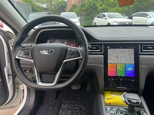 中古 2020 JAC J7 A5 1.5T 2WD 中古車 5ドア 5席 50-80L 燃料タンク容量