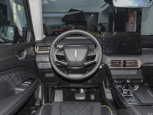 GWM WEY カフェ 02 DHT-PHEV ガスハイブリッド電気SUV 5ドア5座 スタイリッシュな外観