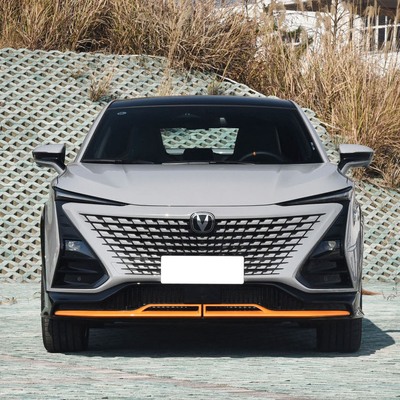 2023 左方向チェンガン UNI-T 1.5T スポーツ フラグシップ パノラマ式太陽屋根付き コンパクトSUV