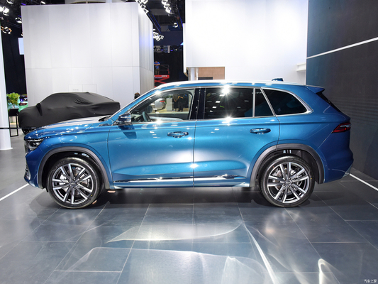 ジェリー・ジーリー・モンジャロ 2.0T 4WD フラグシップ ガソリンSUV 車 2500-3000mmホイールベース