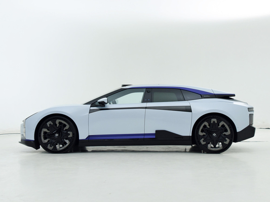 2022年 高速エネルギー車 セダン EV SUV 車 四輪 705km メイド イン ヒピZ 電動車