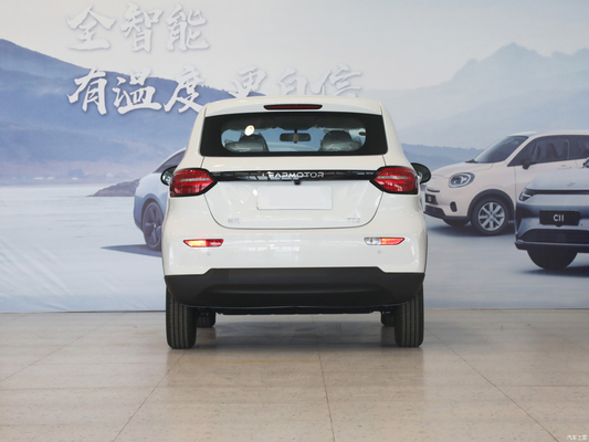 LEAPMOTOR T3 200 5ドア電気自動車 4席とハイブリッド技術統合