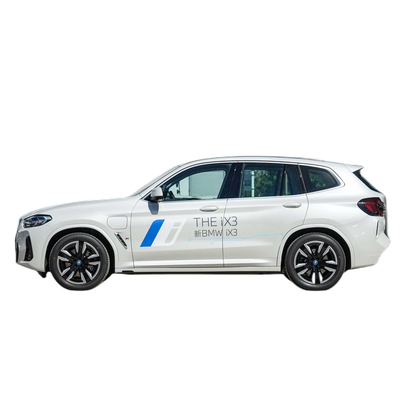 BMW iX3 電動車 5席最大速180km/h