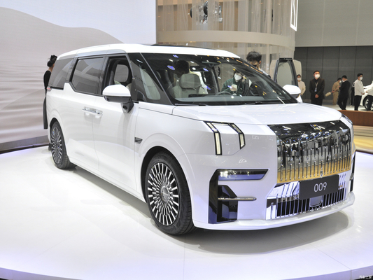 電気コピロットの座席調整 2022 ジーリー ジーーク 009 MPV WE ME 702KM 822KM EVカー