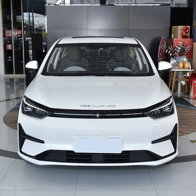 北京 EU5 PLUS R500 電動セダン 416kmの走行距離と120KWの総エンジンパワー