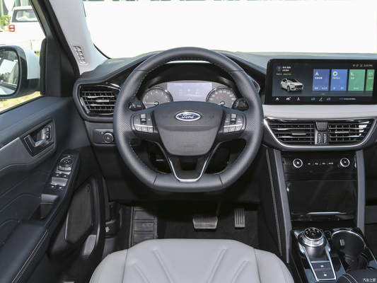 2024 ECO Boost 245 高級SUV 2WD 5ドア 5座 カーブ 重量 1000-2000kg ボードエスケープ