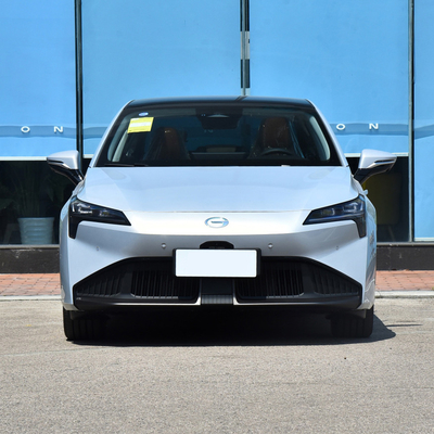 70 Zhijia GAC Aion S Plus セダン 4810*1880*1515mm 510KM ロングレンジ電気自動車