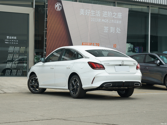 自動エアコン Mg5 2023 300TGI DCT フラグシップ 4ドア 5人座セダン 最速200km/h