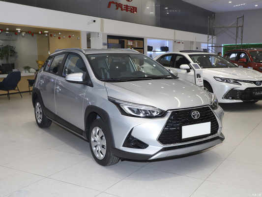 2022年 トヨタ YARiS L 1.5L マニュアルエアコン リーダー PLUS 小型4ドア5人乗りSUV