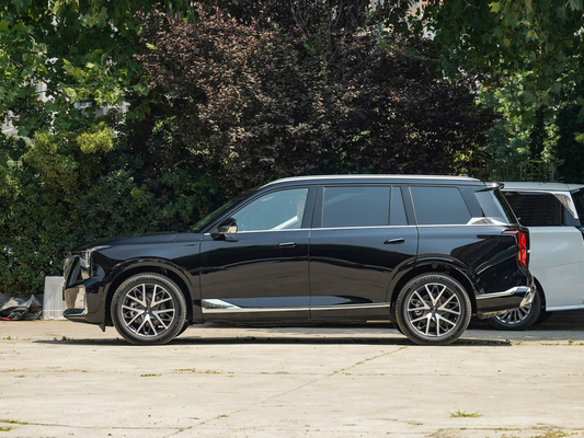 ベスト5ドア7人乗りSUV 2023 GAC トランプチ GS8 ガソリンSUV パノラマ式太陽屋根車