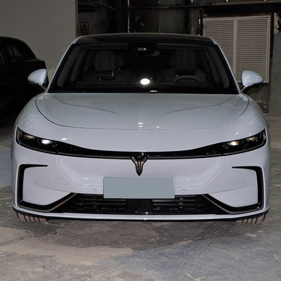 遠距離能力 375KW VOYAH 4ドア 5人座セダン 730km CLTC範囲