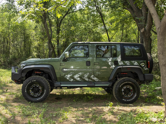 2024 BAIC BJ40 多機能オフロードトラック 電動のリアビューミラーとESC