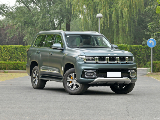 BAIC BJ60 2.0T 大型オフロードSUV 5座席と大きなスペースで製造