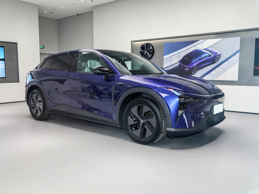 ジーリー・ジユー 01 JIDU ROBO-01 4853*1990*1611mm エナジーSUV 550kmの走行距離と5シート