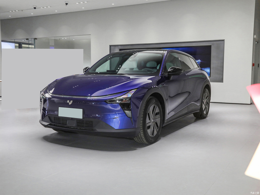 ジーリー・ジユー 01 JIDU ROBO-01 4853*1990*1611mm エナジーSUV 550kmの走行距離と5シート