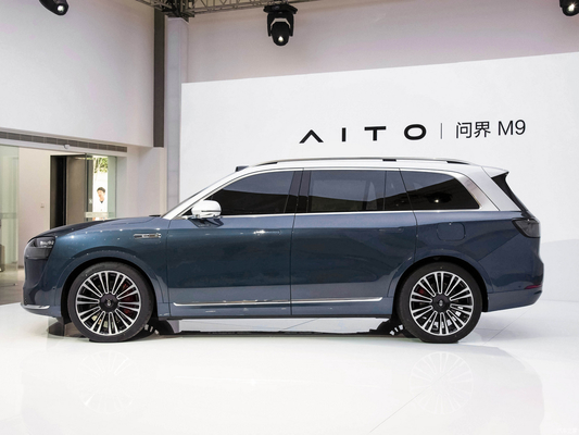 運転は左 AITO M9 2023 モデル 630km 純電動 5ドア 6人座 SUV