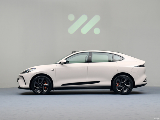 2023 IM LS6 MAX 超性能電気自動車 702KM 超長距離 5人用座席