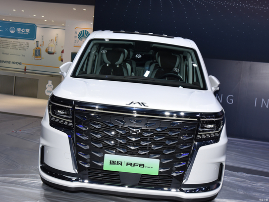JAC Ruifeng 精製 RF8 PHEV 1.5T 5ドア7人乗りのMPV 電動駐車ブレーキを含む