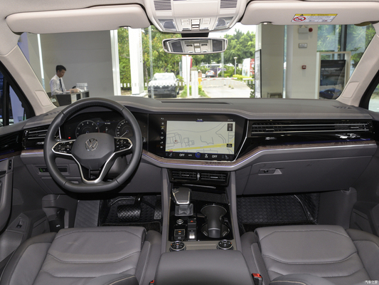 トップパフォーマンス トゥーアレグ 2.0T TSI ルイシャング版 中型・大型5人乗りSUV