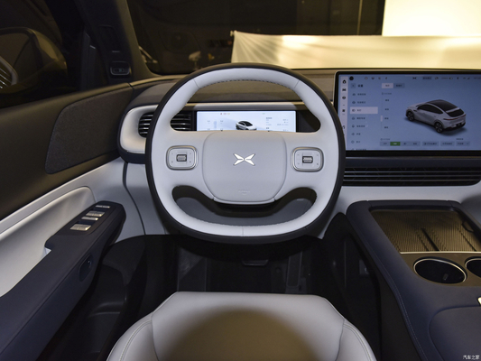 580kmの長距離と755kmの最高速度 2023 Xpeng G6 電動車 218KWのモーターパワー