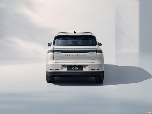 2024純電動SUV 530kmの範囲と最高速さ170km/hを Leapmotors C10から