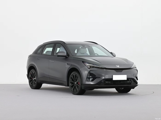 左運転 2024 ARCFOX alpha t5 660 KM 660kmの走行距離を持つ電気の中型SUV