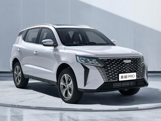 2024 ジーリー・ハオウエ・プロ 1.5T DCT ゾンヘング ガソリンカー 4518*1834*1715 最高速度 190 KM/h