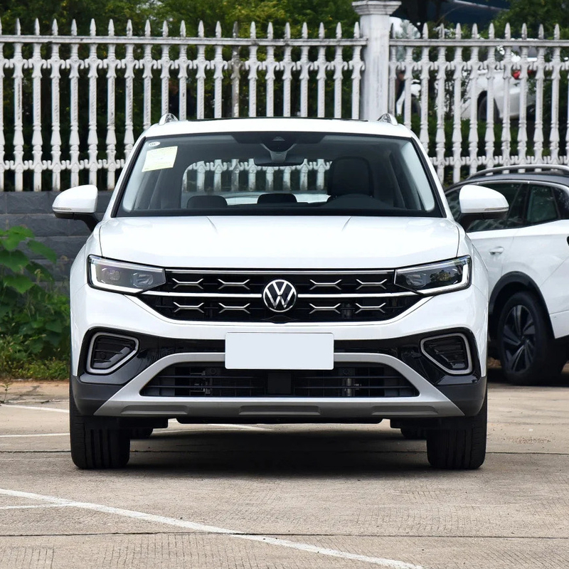 フォルクスワーゲン テイロン 300TSI 2輪駆動 ルックスプレス アドバンストバージョン SUV 5人座