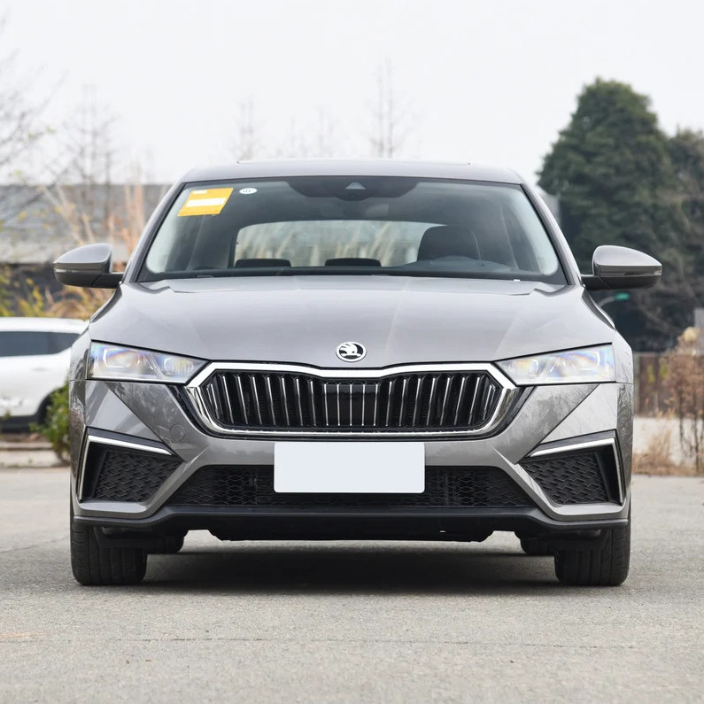 2024 スコダ オクタヴィア PRO TSI80 高級版ターボハッチバック 5ドア5席 ユーロVI